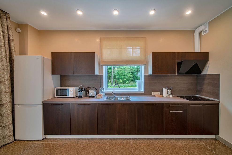 4-BEDROOM COTTAGES* 240 SQ. M