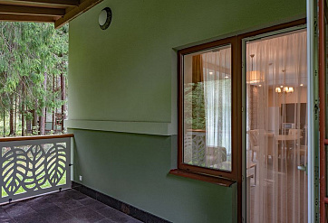 4-BEDROOM COTTAGES* 240 SQ. M